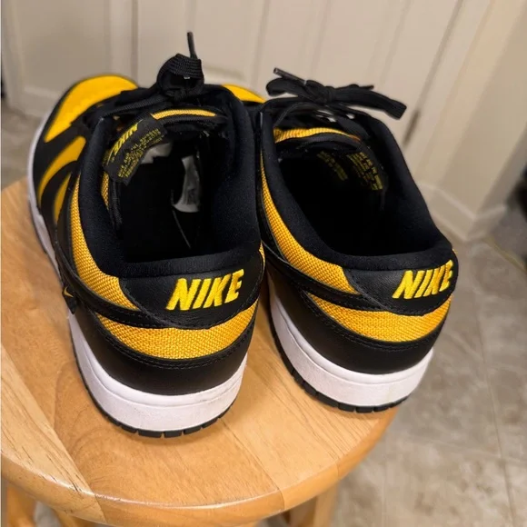 Nike Black and Gold Athletic Shoes - Picture 11 of 14